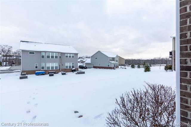 Builiding view thirty seven for 1218 Lark, Lake Orion, MI. 48360