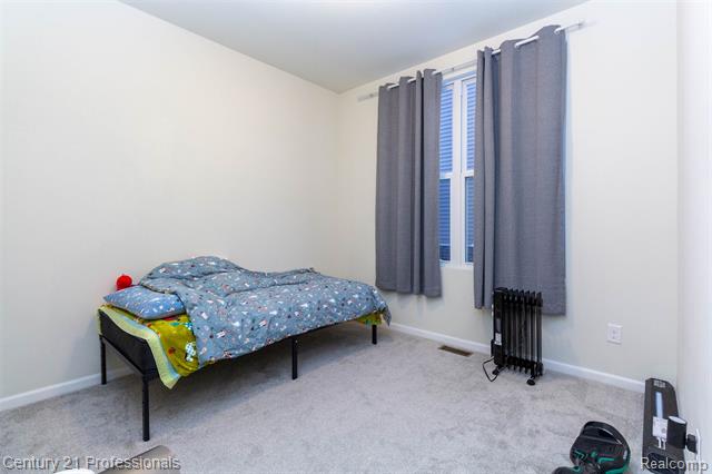 Builiding view thirty for 1218 Lark, Lake Orion, MI. 48360