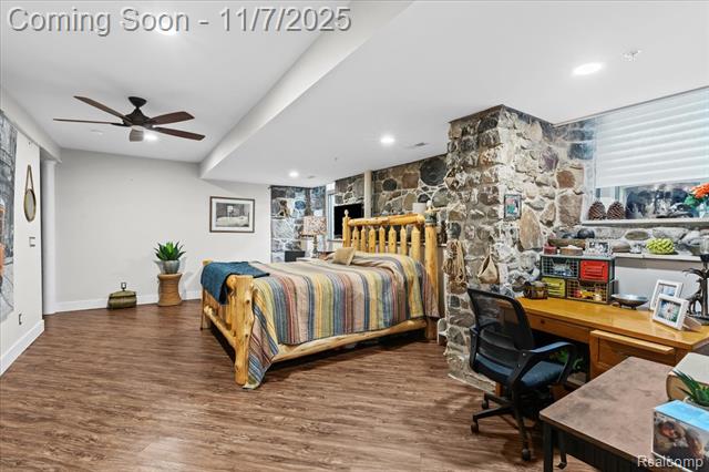 Builiding view eighteen for 217 E Commerce, Milford, MI. 48381