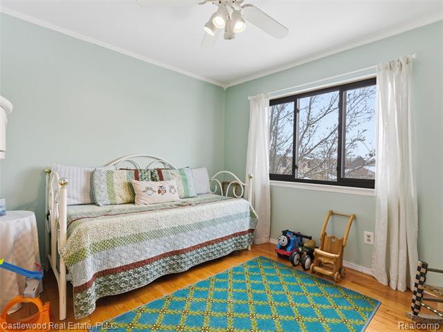 Builiding view twenty five for 5868 Shore, Clarkston, MI. 48346