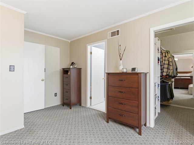 Builiding view twenty six for 5868 Shore, Clarkston, MI. 48346