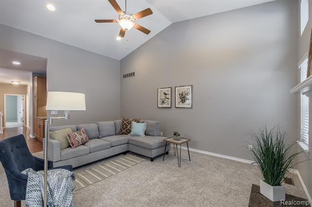 Builiding view fifteen for 9573 Kingsway, Clarkston, MI. 48348