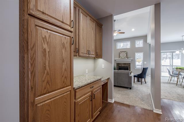 Builiding view six for 9573 Kingsway, Clarkston, MI. 48348