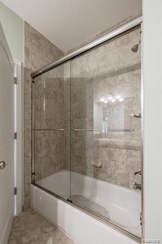 Builiding view twenty eight for 9573 Kingsway, Clarkston, MI. 48348