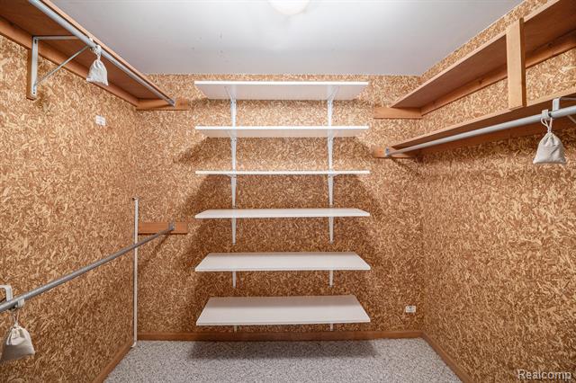 Builiding view fourteen for 2742 Lochmoor, Lake Orion, MI. 48360