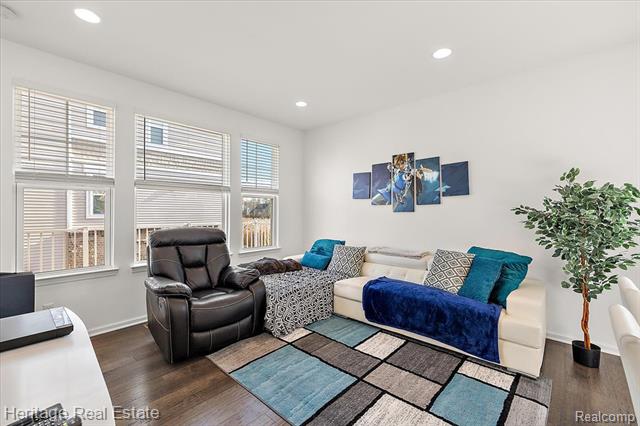 Builiding view eleven for 3741 W Madison, Lake Orion, MI. 48359