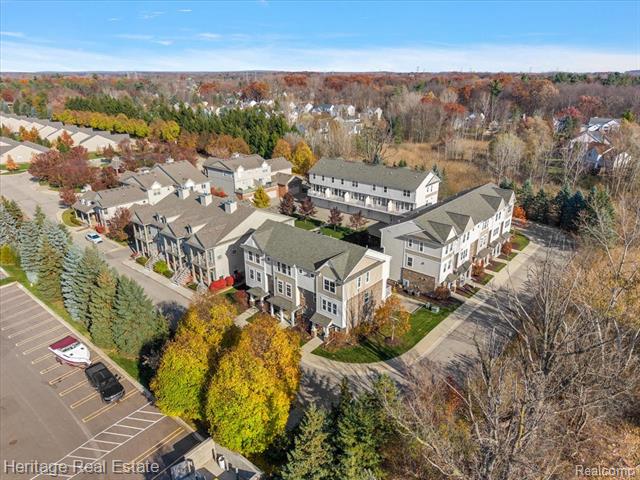 Builiding view thirty four for 3741 W Madison, Lake Orion, MI. 48359