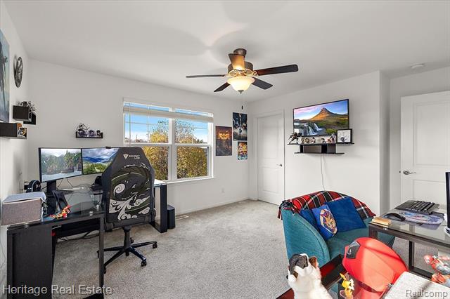 Builiding view twenty four for 3741 W Madison, Lake Orion, MI. 48359