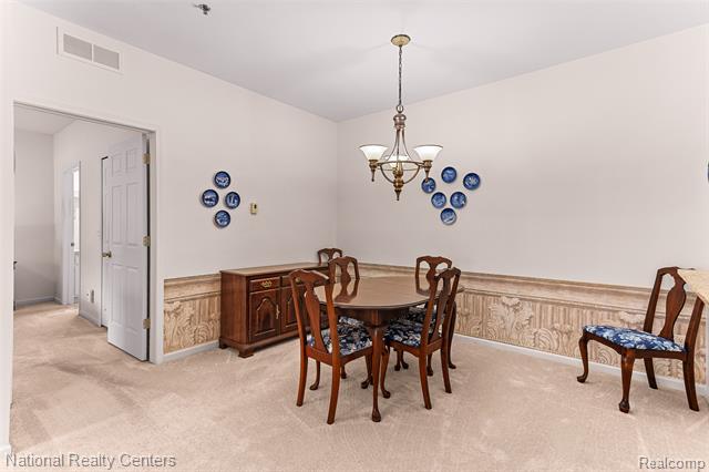 Builiding view eight for 1637 Deepwood, Rochester, MI. 48307