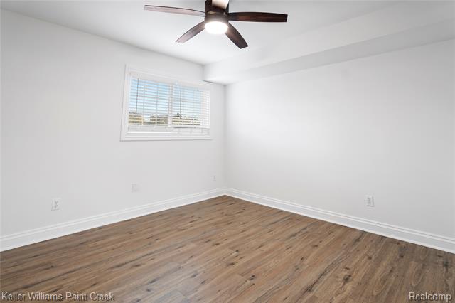 Builiding view fifteen for 2311 Walton # 41, Rochester, MI. 48309