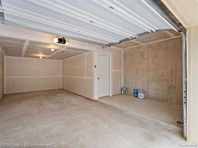 Builiding view twenty three for 549 Village, Milford, MI. 48381