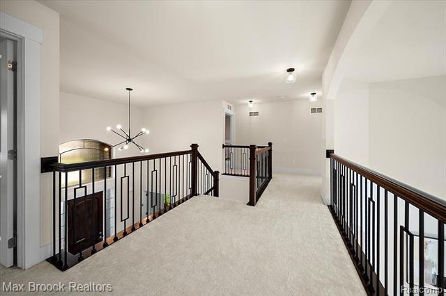 Builiding view forty five for 1942 Nottingham, Rochester, MI. 48307