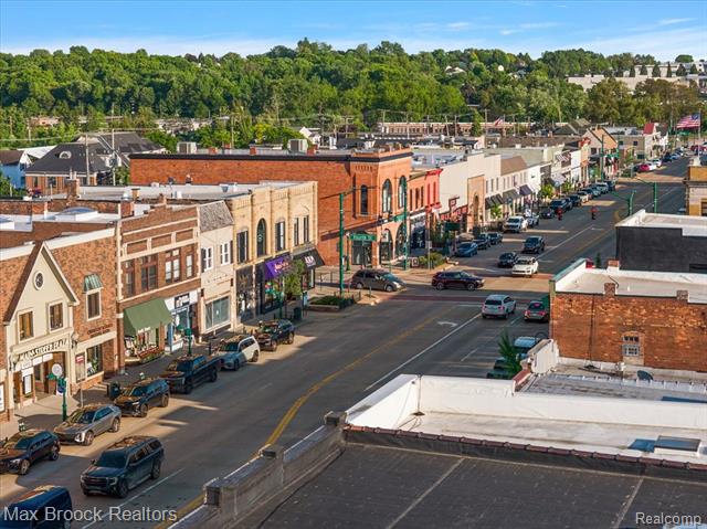 Builiding view ninety two for 1942 Nottingham, Rochester, MI. 48307