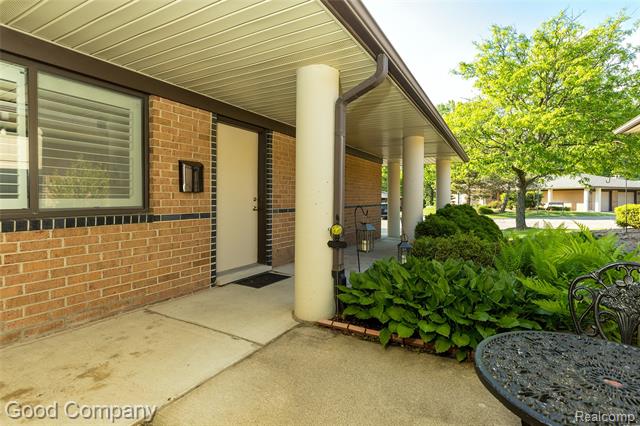 Builiding view twenty six for 969 Wexford Way, Rochester, MI. 48307