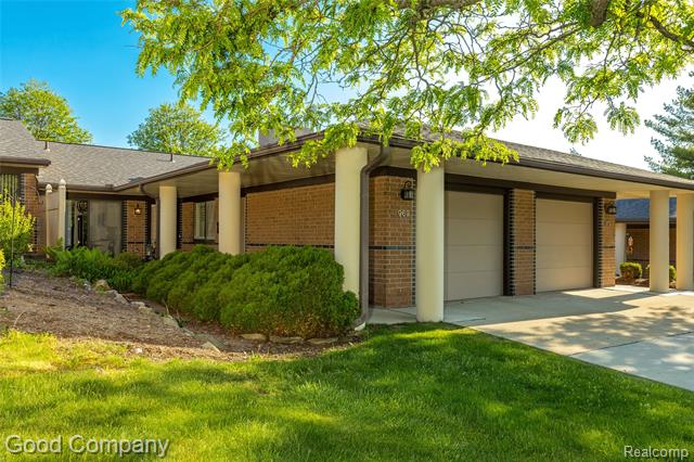 front view for 969 Wexford Way, Rochester, Mi. 48307