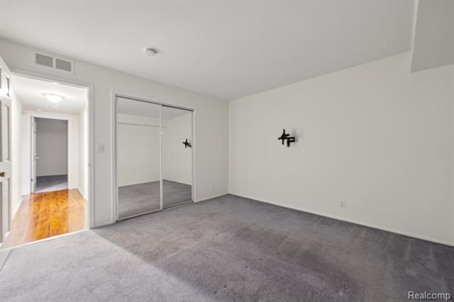 Builiding view ten for 1891 Meadow Dale, Rochester, MI. 48309