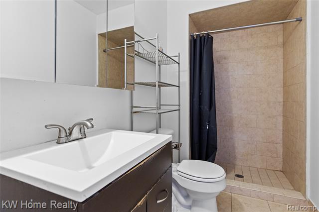 Builiding view seventeen for 515 Tennyson, Rochester, MI. 48307