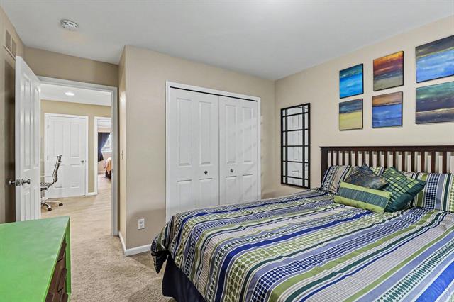 Builiding view fifteen for 107 S Vista, Auburn Hills, MI. 48326
