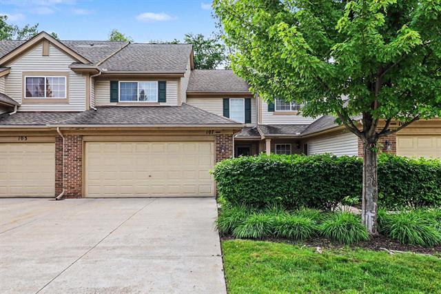 Builiding view one for 107 S Vista, Auburn Hills, MI. 48326
