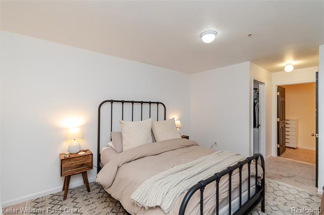 Builiding view fifteen for 867 Amanda, Pontiac, MI. 48340