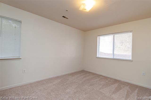 Builiding view fourteen for 867 Amanda, Pontiac, MI. 48340