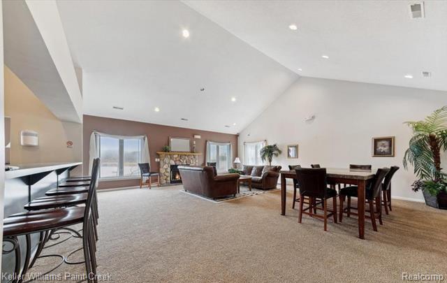 Builiding view twenty four for 867 Amanda, Pontiac, MI. 48340