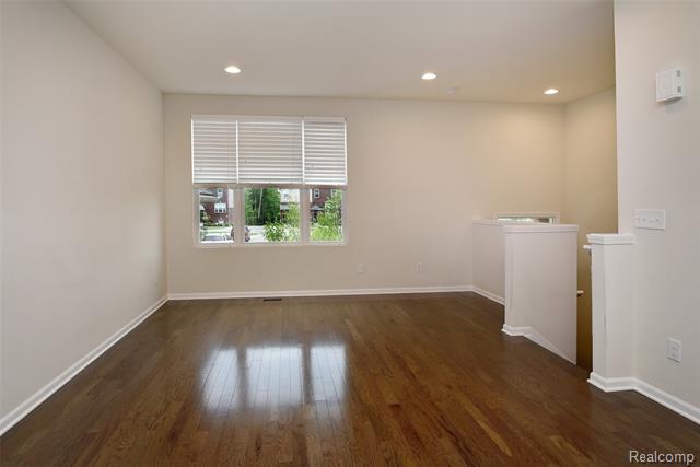 Builiding view five for 2888 Glenbar, Rochester, MI. 48307