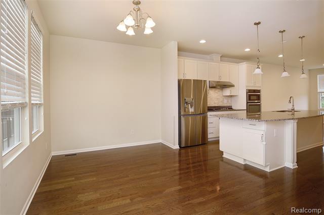 Builiding view fourteen for 2888 Glenbar, Rochester, MI. 48307