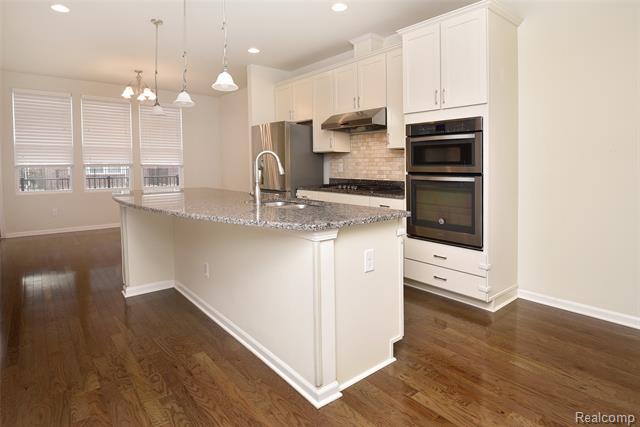 Builiding view seven for 2888 Glenbar, Rochester, MI. 48307