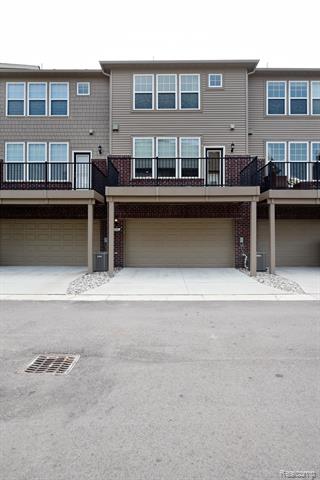 Builiding view thirty three for 2888 Glenbar, Rochester, MI. 48307