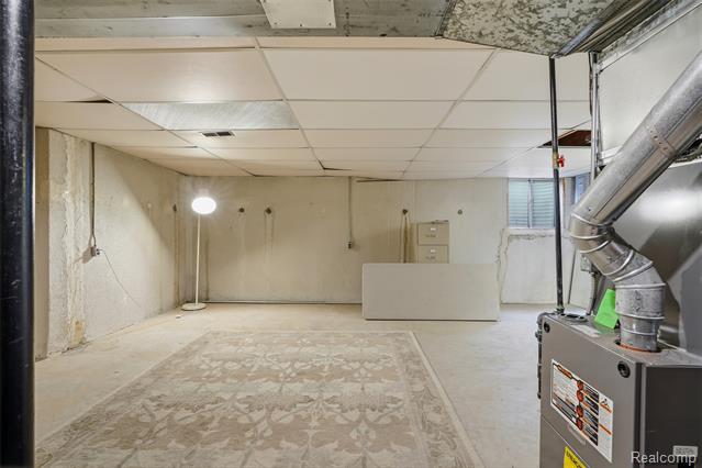 Builiding view twenty eight for 1120 Washington, Northville, MI. 48167