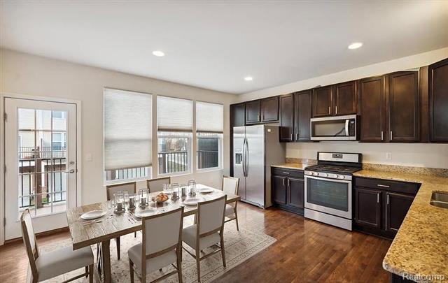 Builiding view seven for 27846 Hopkins, Novi, MI. 48377