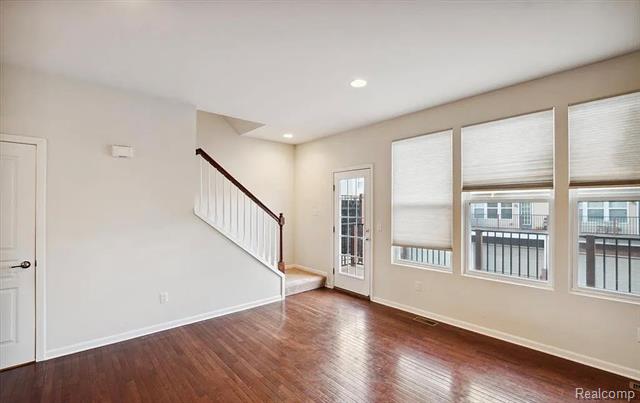 Builiding view ten for 27846 Hopkins, Novi, MI. 48377