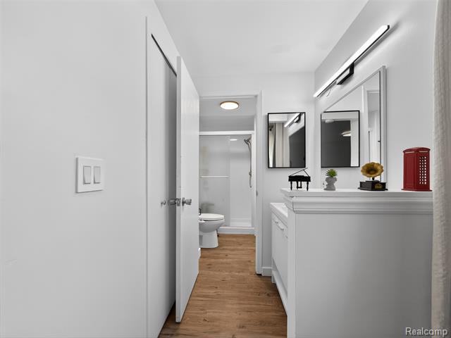 Builiding view fourteen for 20830 Glen Haven E, Northville, MI. 48167