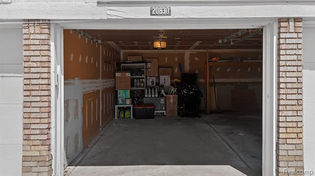 Builiding view twenty five for 20830 Glen Haven E, Northville, MI. 48167