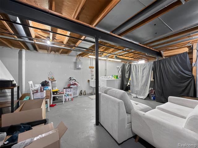 Builiding view twenty two for 20830 Glen Haven E, Northville, MI. 48167