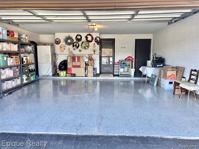 Builiding view forty for 2164 Bordeaux, West Bloomfield, MI. 48323