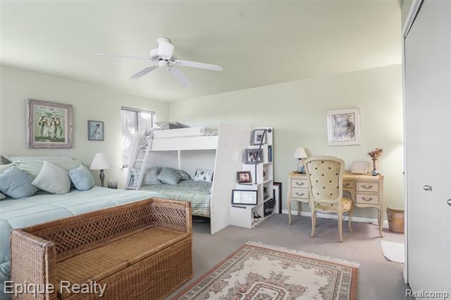 Builiding view twenty nine for 2164 Bordeaux, West Bloomfield, MI. 48323