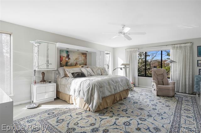 Builiding view twenty one for 2164 Bordeaux, West Bloomfield, MI. 48323