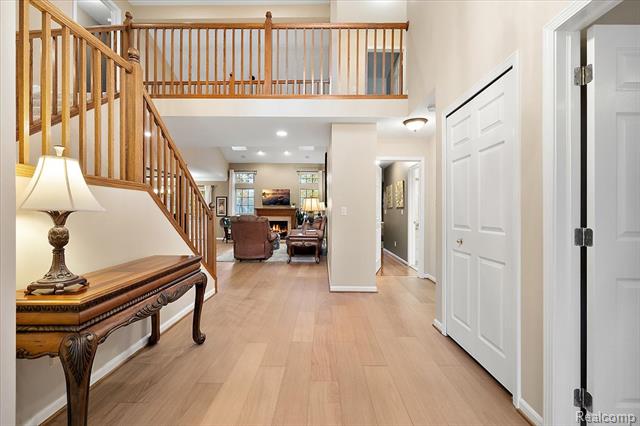 Builiding view nine for 228 Four Seasons, Lake Orion, MI. 48360