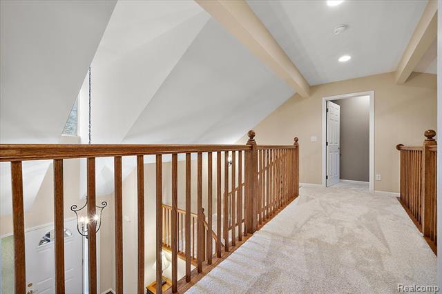 Builiding view thirty three for 228 Four Seasons, Lake Orion, MI. 48360