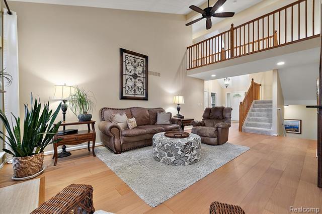 Builiding view twelve for 228 Four Seasons, Lake Orion, MI. 48360