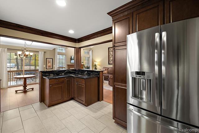 Builiding view twenty for 228 Four Seasons, Lake Orion, MI. 48360