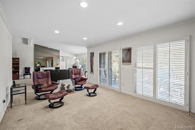 Builiding view eight for 4297 Wabeek Lake  S, Bloomfield Hills, MI. 48302