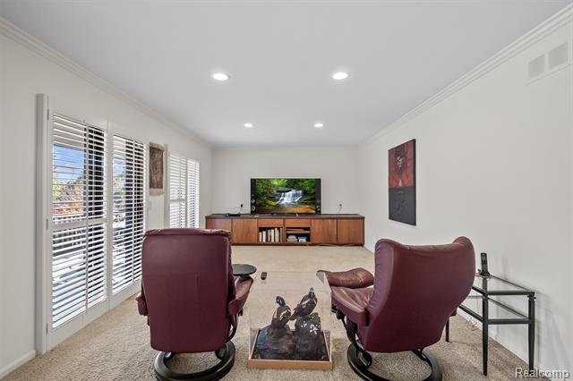 Builiding view seven for 4297 Wabeek Lake  S, Bloomfield Hills, MI. 48302