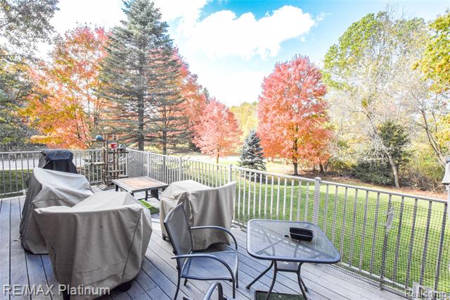 Builiding view seven for 1198 Alissa Marie, Highland, MI. 48357