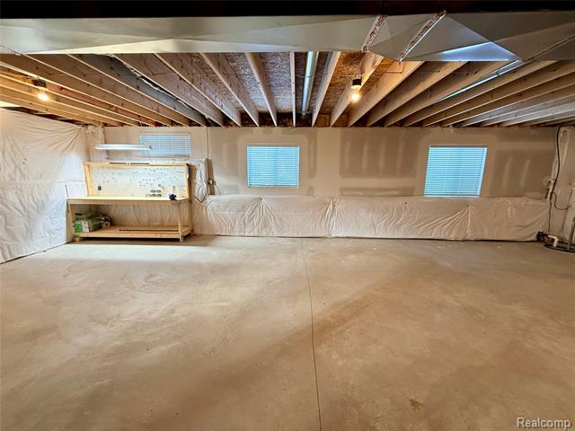 Builiding view twenty five for 327 Hidden River East, Holly, MI. 48442