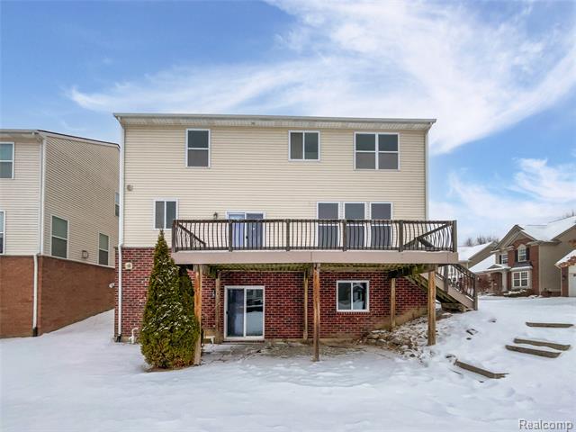 Builiding view four for 51109 Mayfair, Novi, MI. 48374