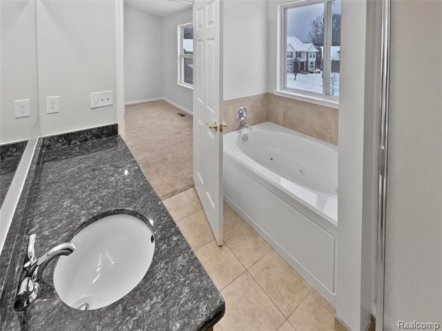 Builiding view nine for 51109 Mayfair, Novi, MI. 48374