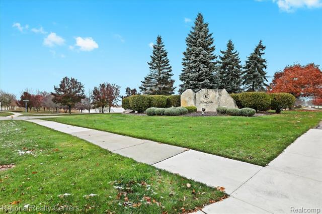 Builiding view twenty six for 49944 Blackberry, Novi, MI. 48374